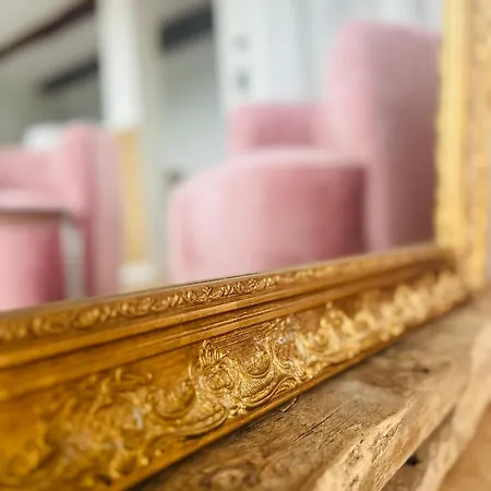 게스트하우스 La Grange De Magdeleine Salles-la-Source